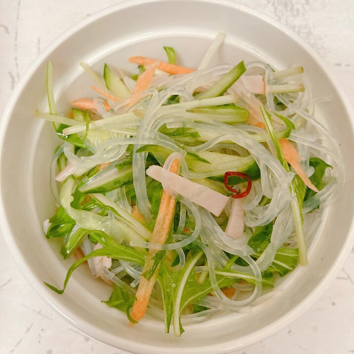 こども大好きヤムウンセン風サラダ!